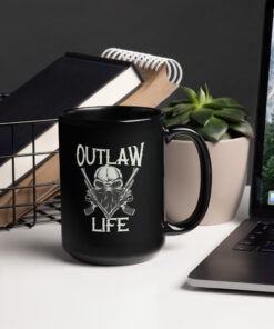 Alternative view of Outlaw Life Mug